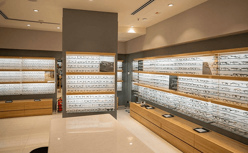 A second view of the Titan Eyeplus retail environment
